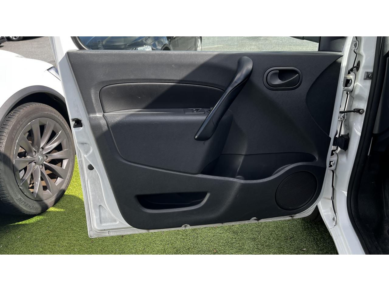 Protecteur de pare-chocs arrière ABS pour Renault Kangoo MK2 2011